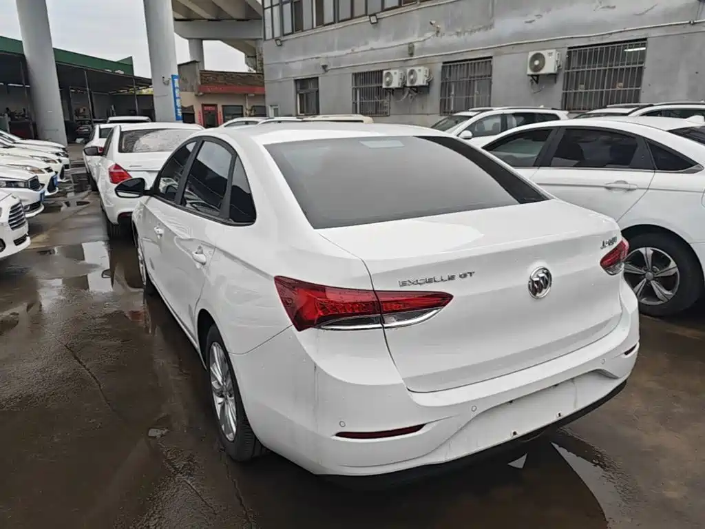 Buick Excelle — миниатюра 5