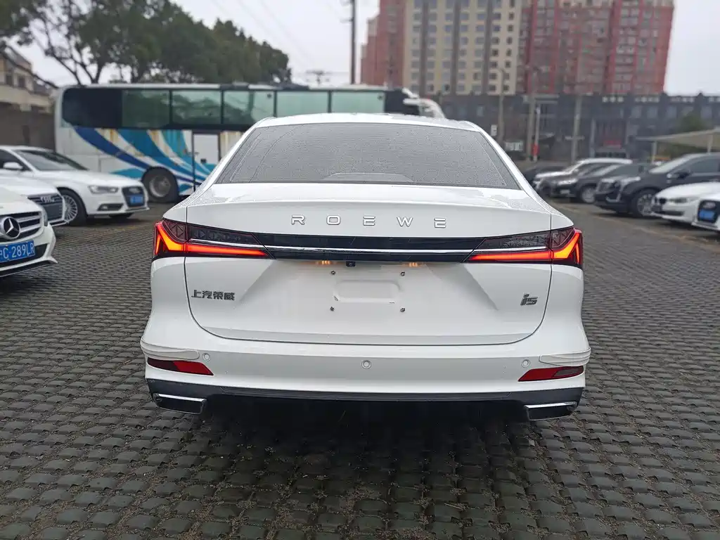 ROEWE I5