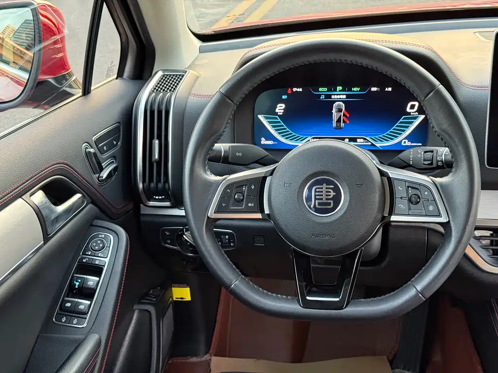 BYD Tang New Energy — миниатюра 25