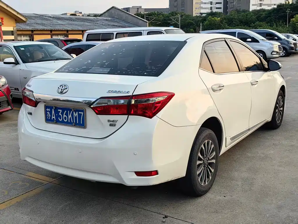 Toyota Corolla — миниатюра 10