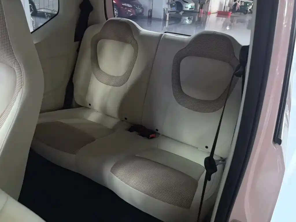 Wuling MINIEV — миниатюра 17