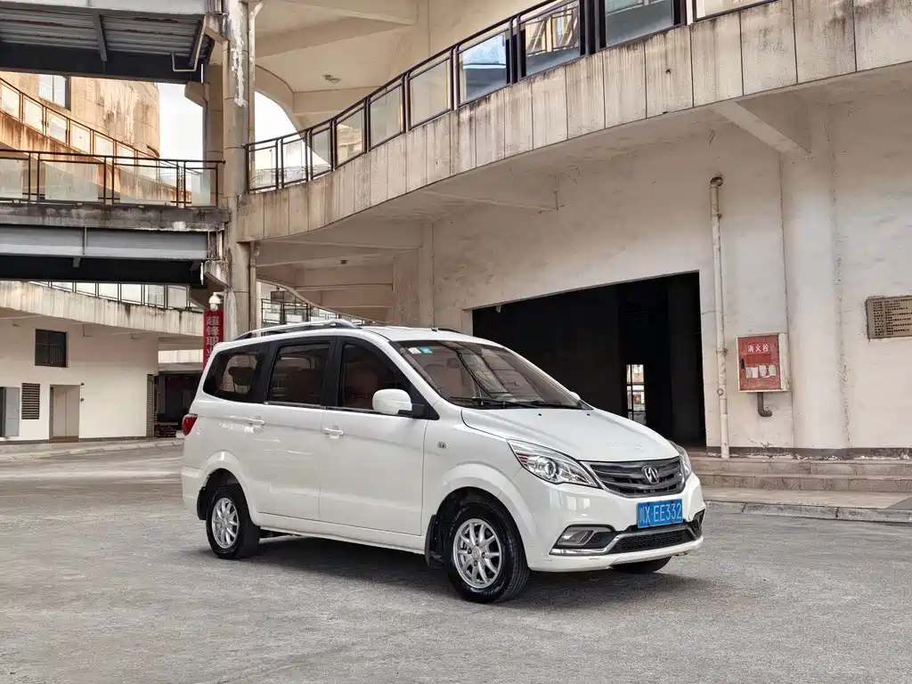 BAW Weiwang M30 — миниатюра 3