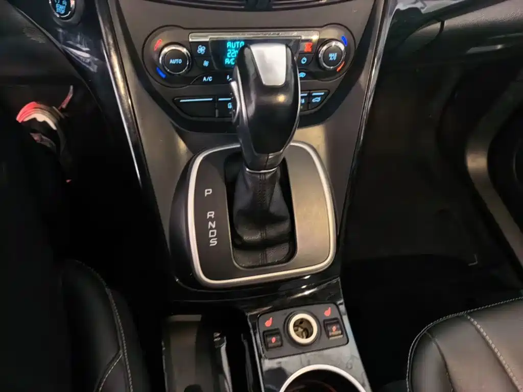 Ford Kuga — миниатюра 14