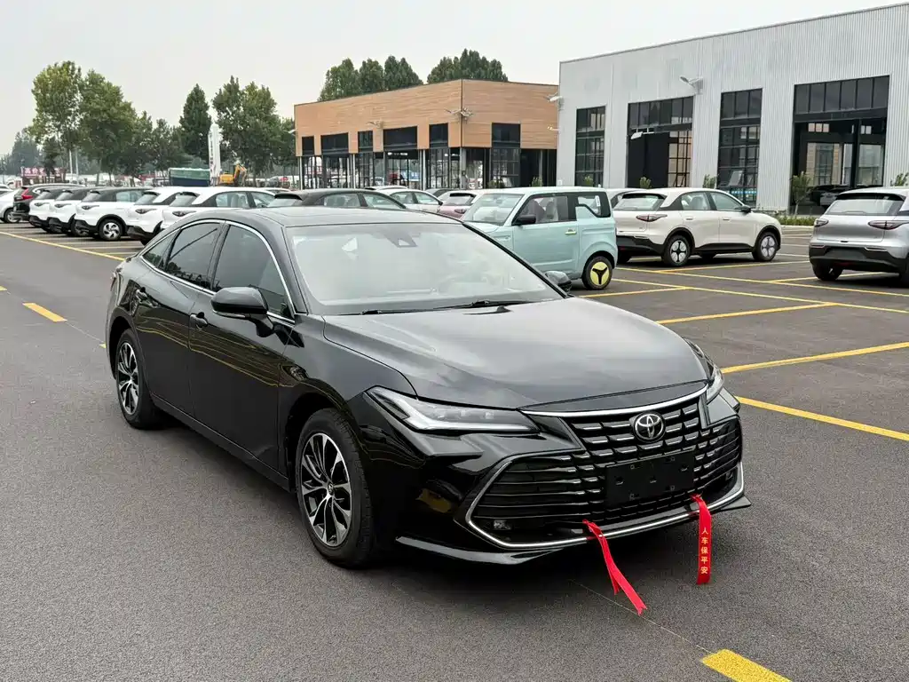 Toyota Avalon — миниатюра 2