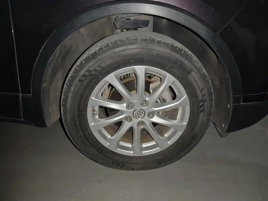 Buick Envision Plus — миниатюра 6