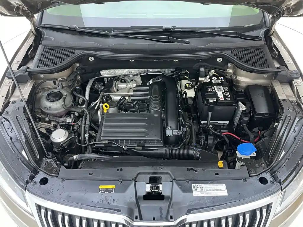 Skoda Karoq — миниатюра 32
