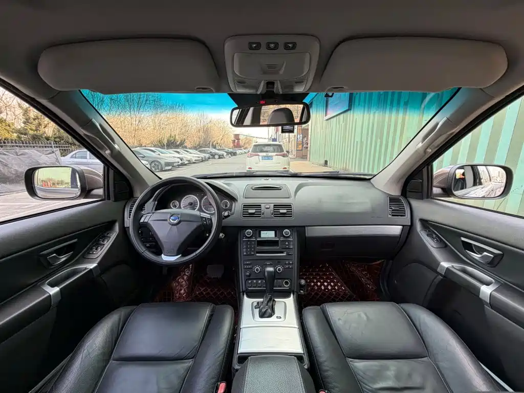 Volvo XC90 — миниатюра 4