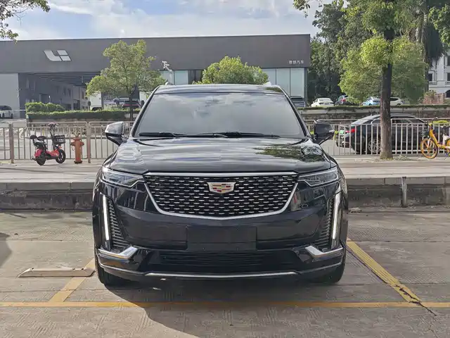 CADILLAC  XT6 2022
