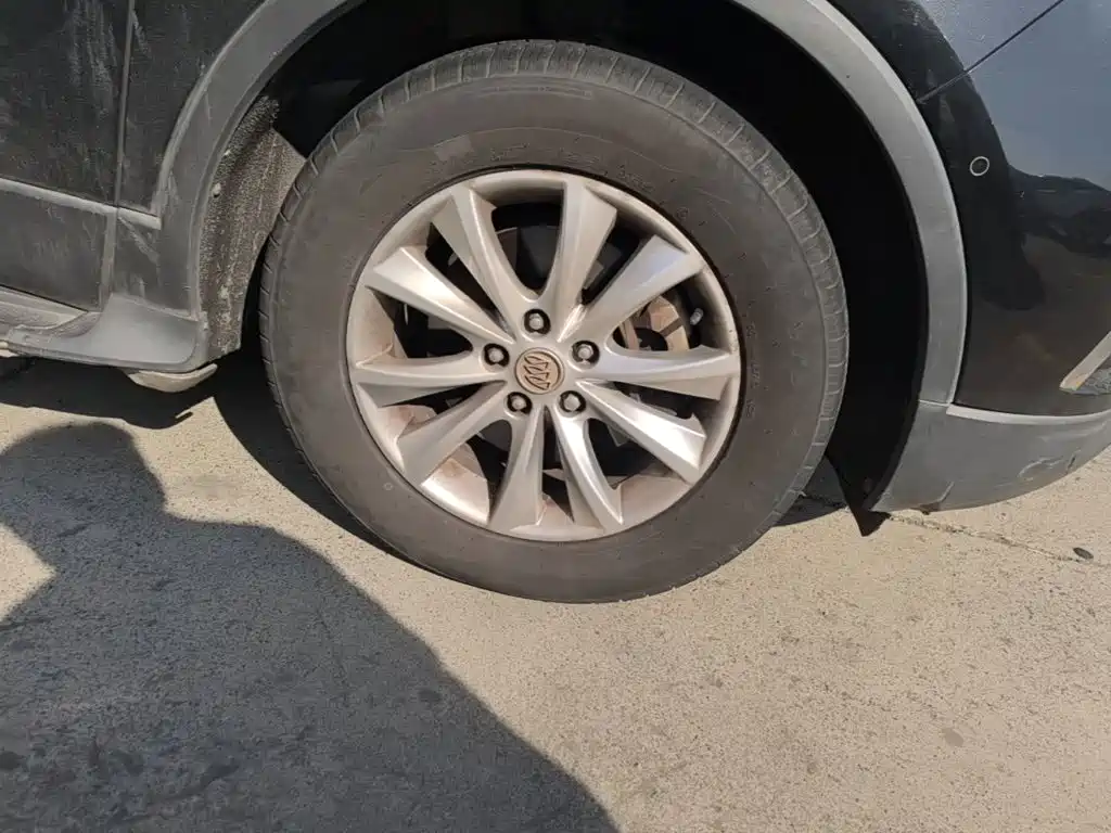 Buick Envision Plus — миниатюра 12