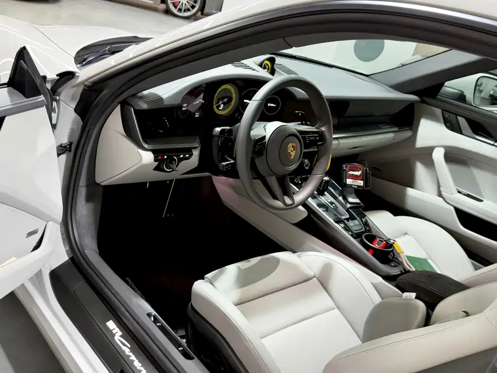 Porsche 911 — миниатюра 10
