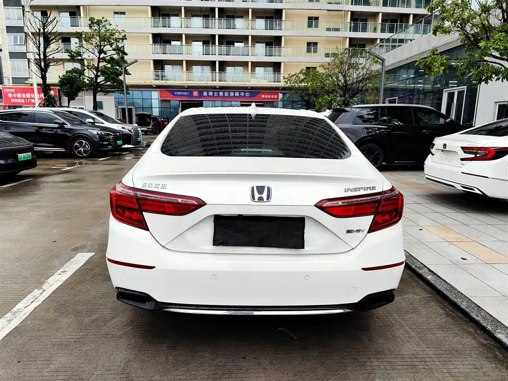 Honda Inspire — миниатюра 8