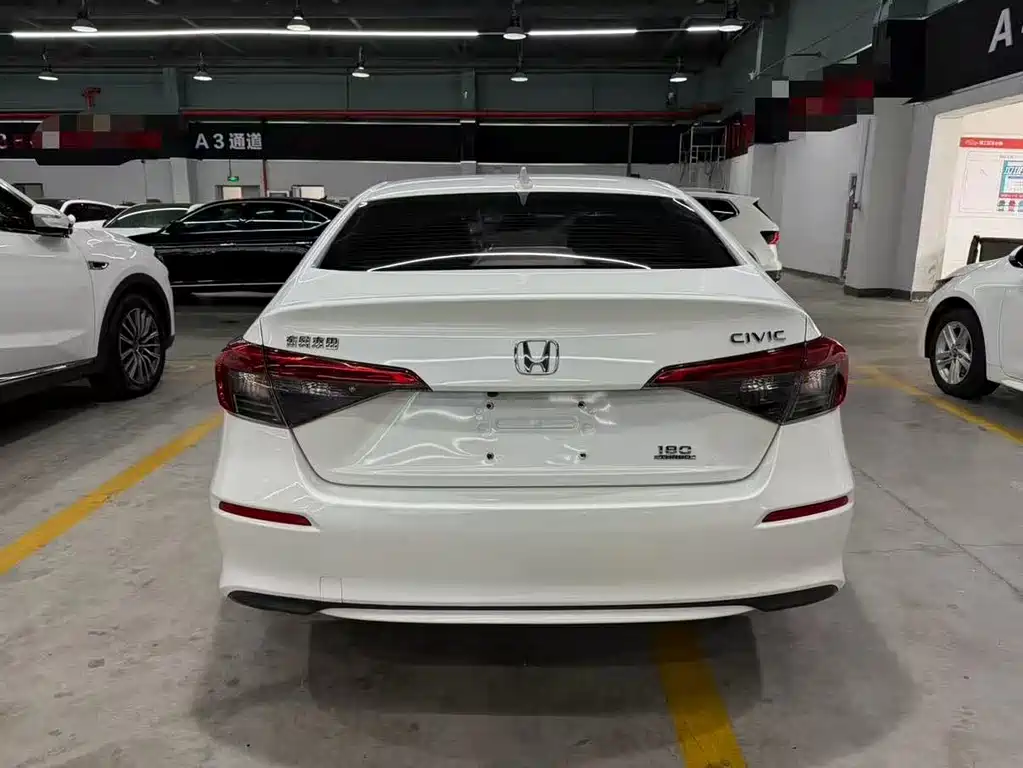 Honda Civic — миниатюра 9