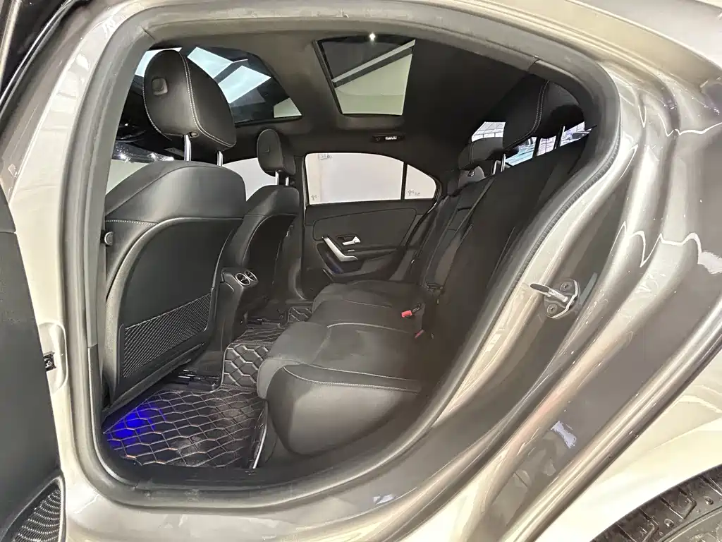 MERCEDES-BENZ A CLASS