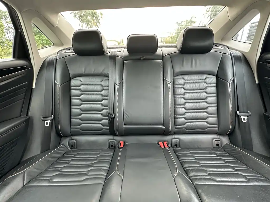 Volkswagen Passat — миниатюра 22