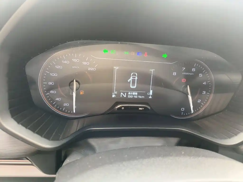 Wuling Jiachen — миниатюра 11