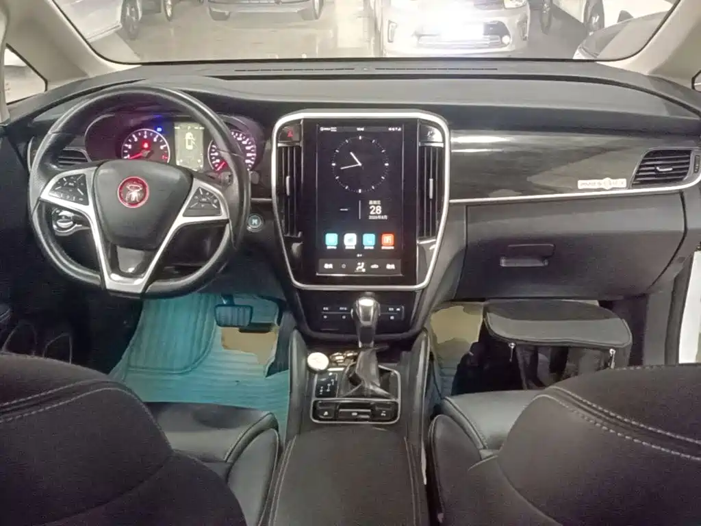 BYD MAX — миниатюра 10
