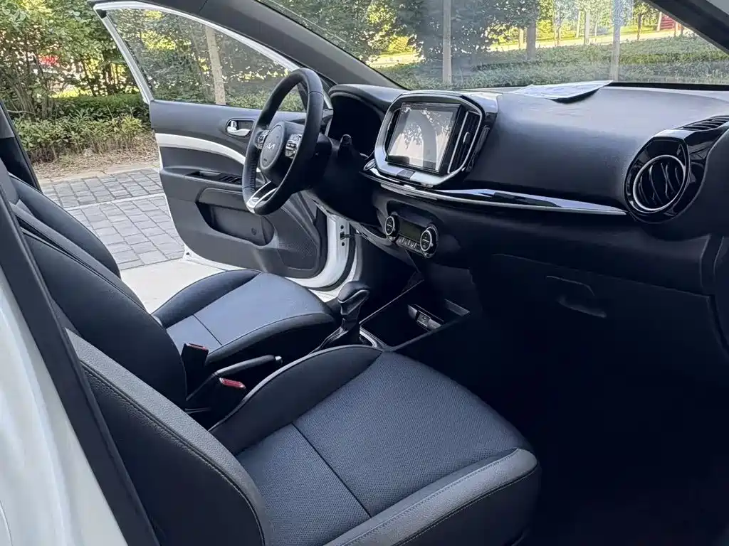 Kia KX1 - фото 8