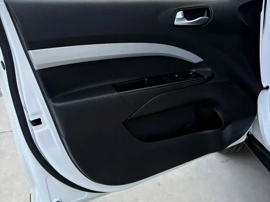 Kia KX1 - фото 16