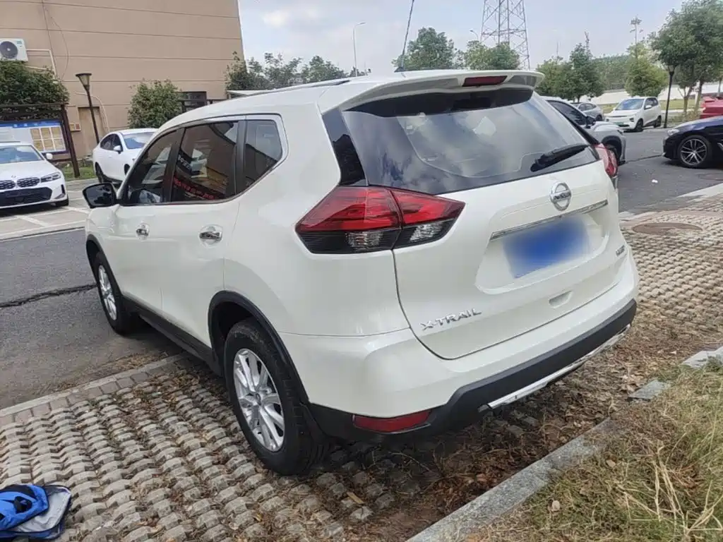 Nissan X-Trail — миниатюра 5