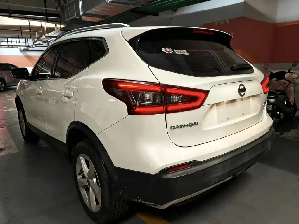 Nissan Qashqai — миниатюра 6