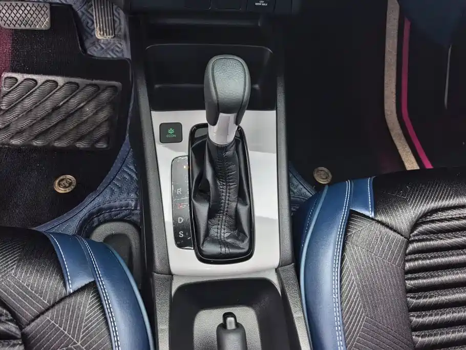Honda Fit — миниатюра 16