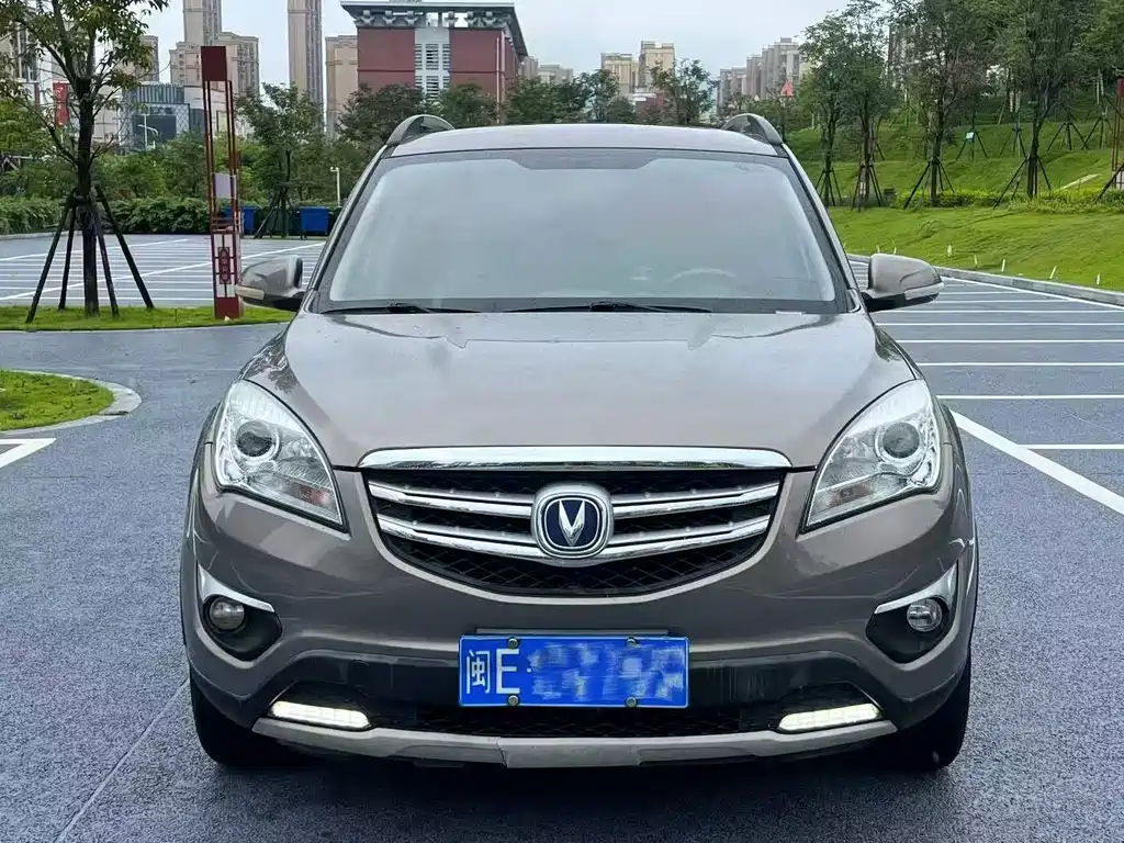 Changan CS35 — миниатюра 2