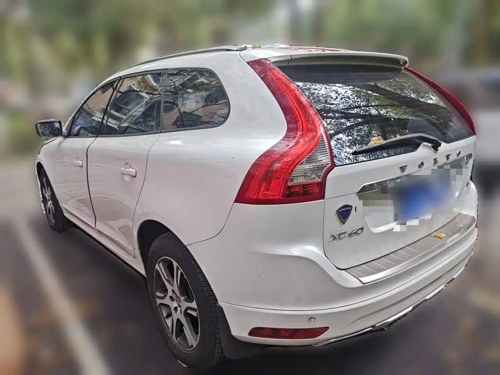 Volvo XC60 (Import) — миниатюра 25