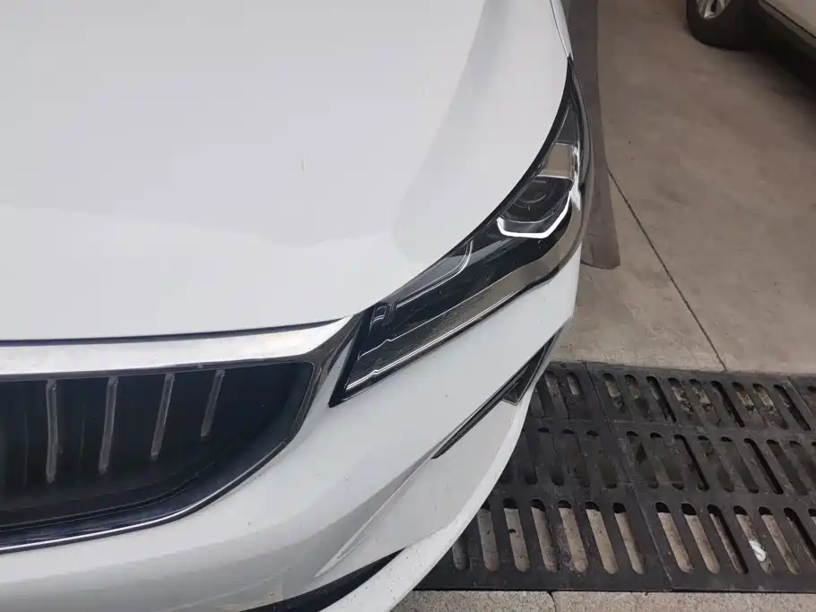 Geely Emgrand — миниатюра 5
