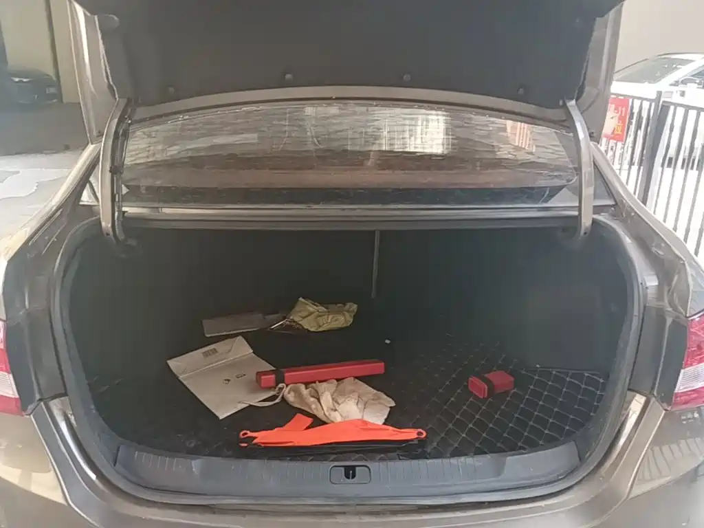 Buick Excelle — миниатюра 19