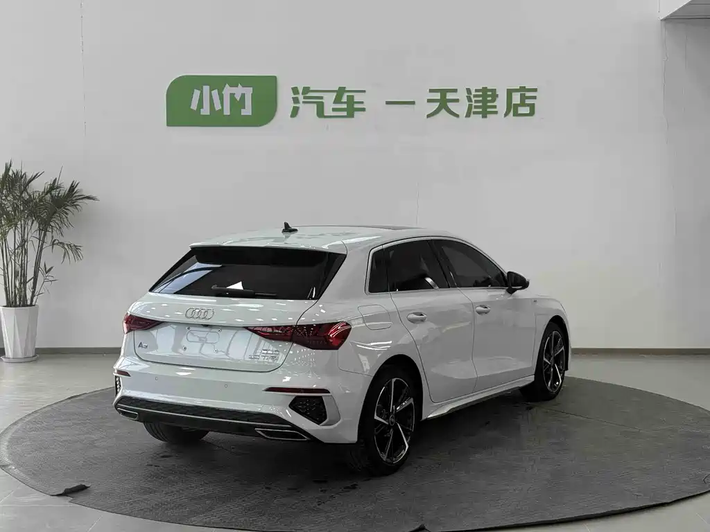Audi A3 2023 Sportback 35 TFSI Fashion Sport