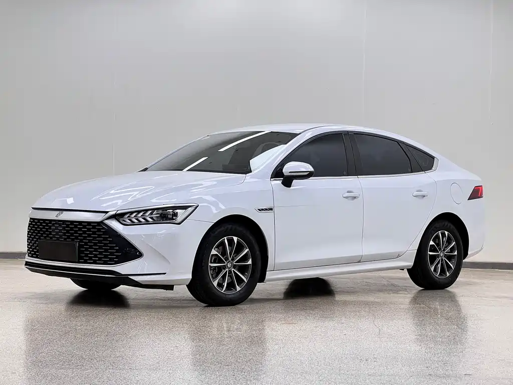 2024 BYD Qin Plus - zdjęcie 1 z 28