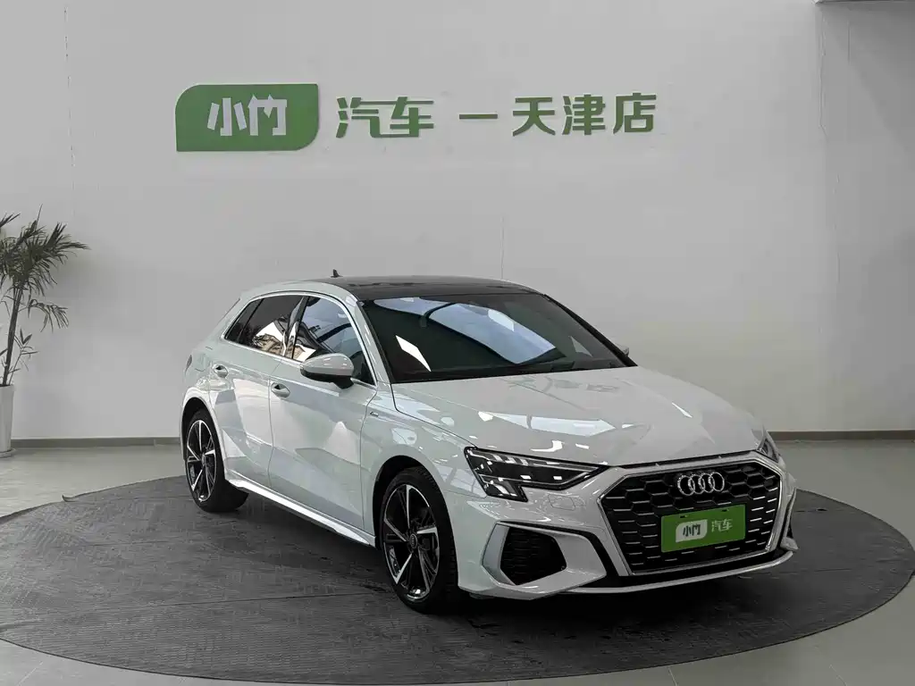 Audi A3 2023 Sportback 35 TFSI Fashion Sport