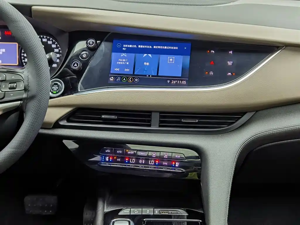 Buick Enclave — миниатюра 12