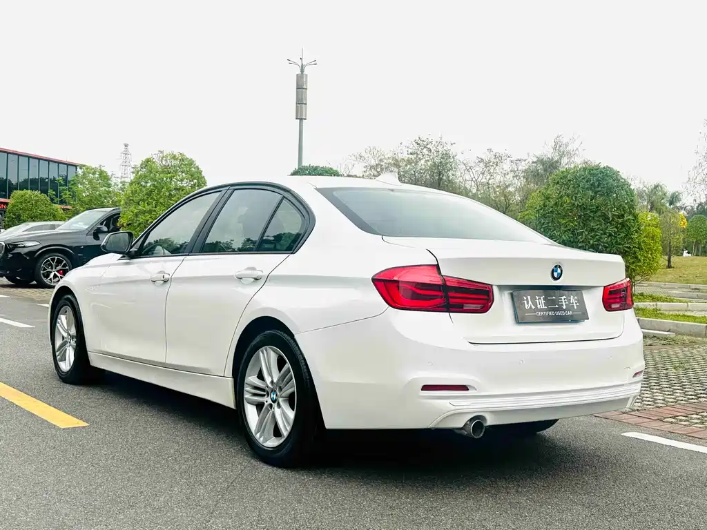BMW 3 Series 3 2017 318i Fashion