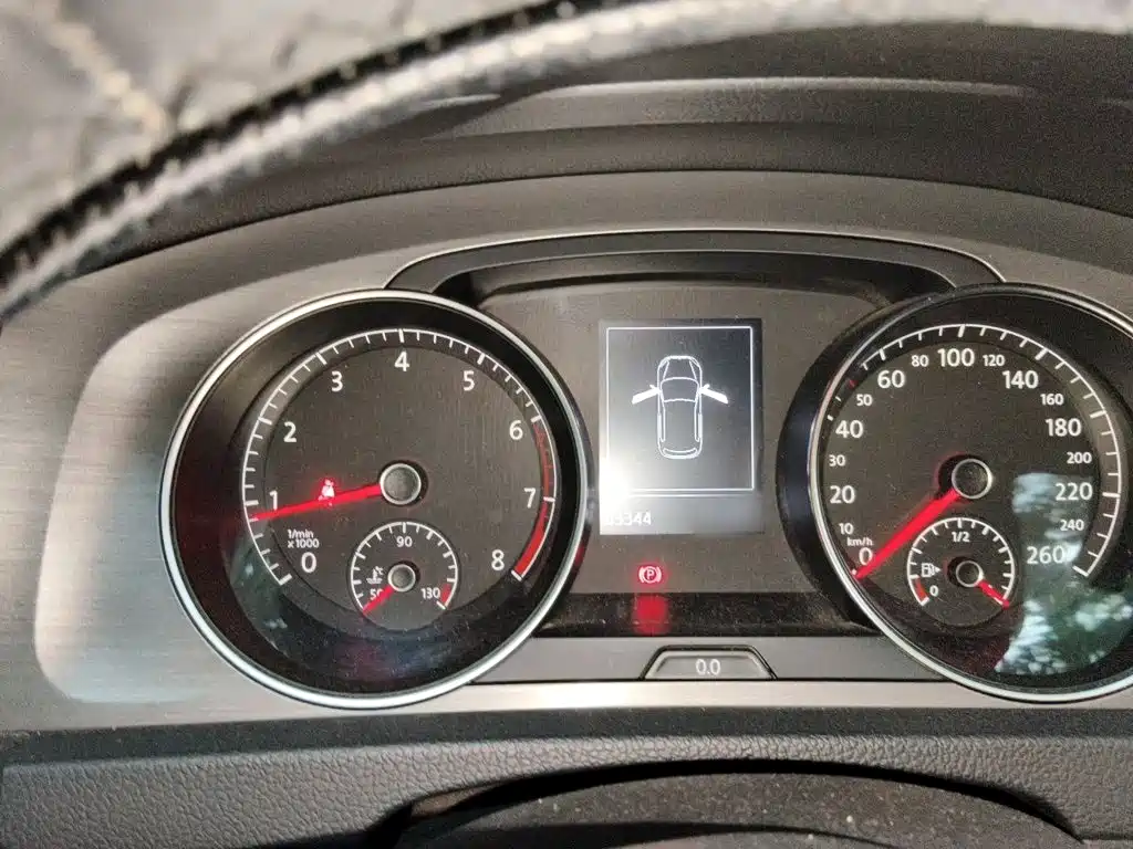 Volkswagen Golf — миниатюра 4