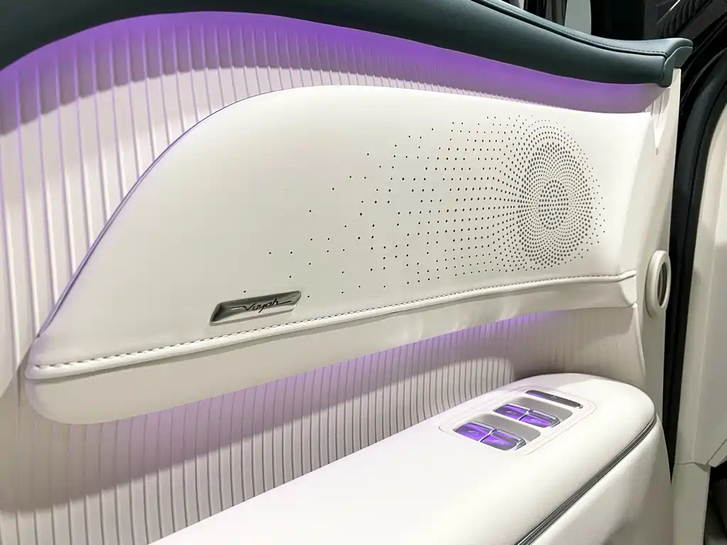VOYAH Taishan X8 — миниатюра 13