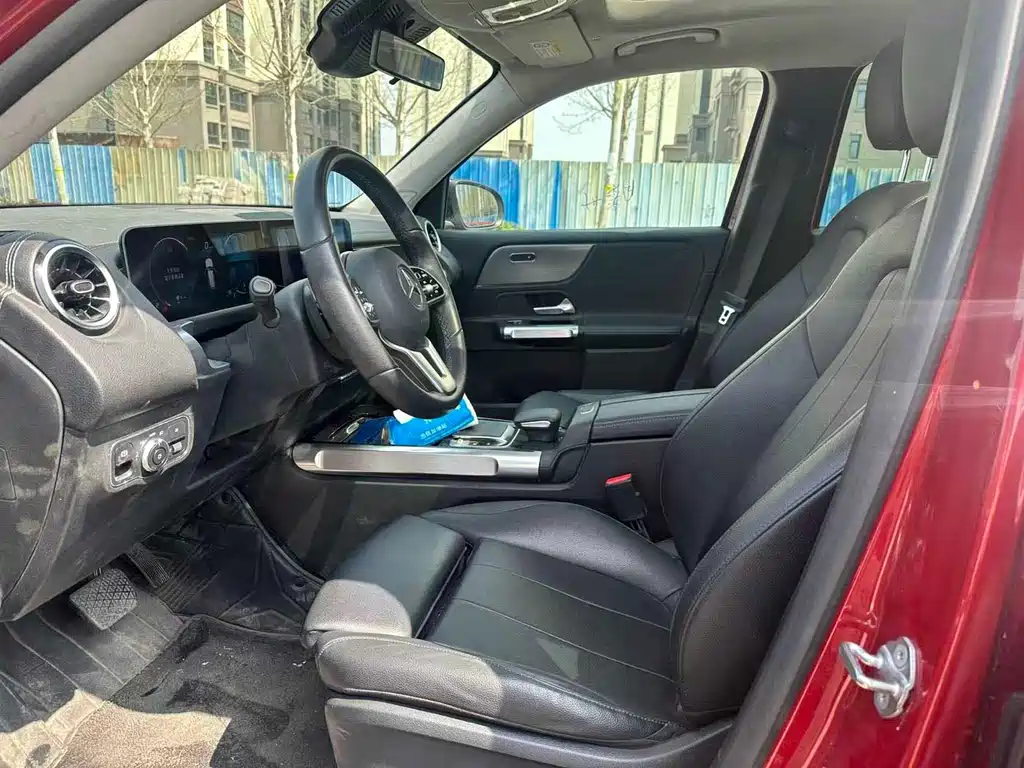 Mercedes-Benz GLB — миниатюра 4