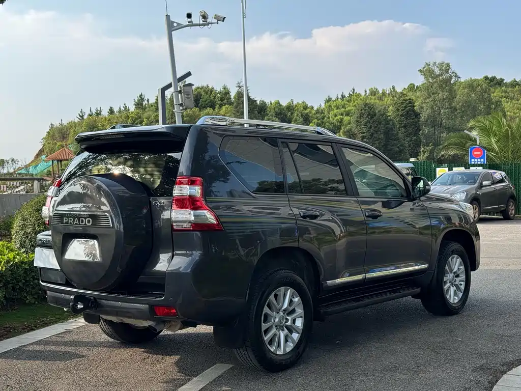 Toyota Prado (Import) — миниатюра 4