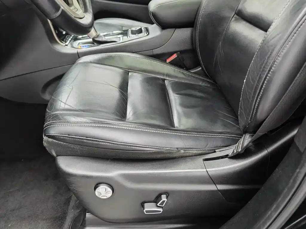 Jeep Grand Cherokee (Import) — миниатюра 20