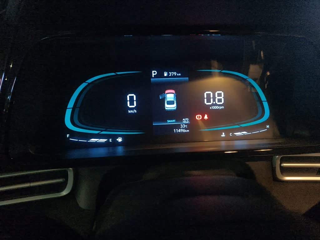 Hyundai Elantra 1.5 л 2025 г. Белый, пробег 11500 км
