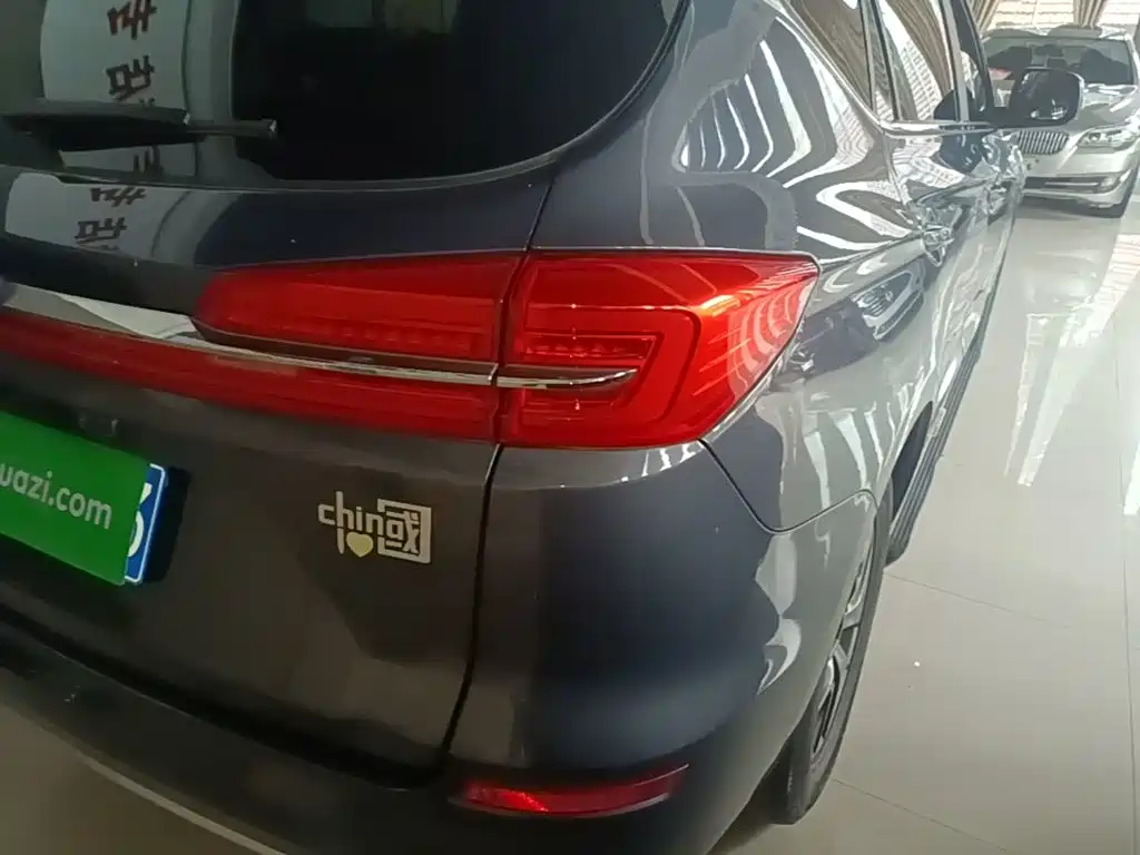 BYD Song — миниатюра 8