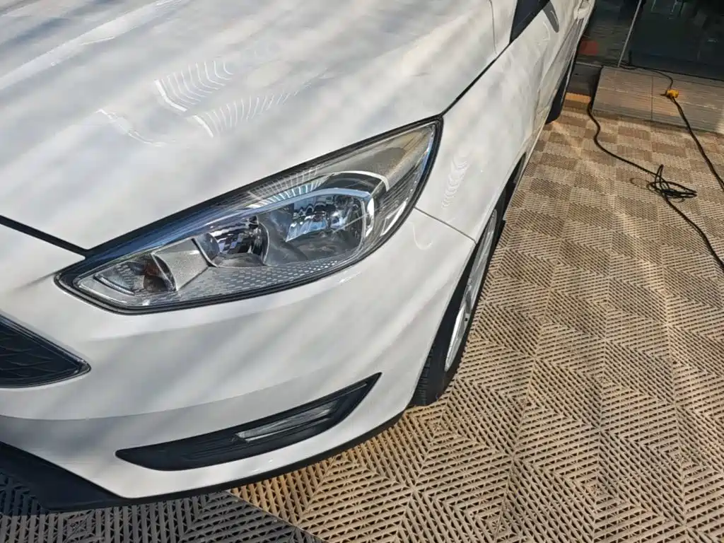 Ford Focus — миниатюра 24