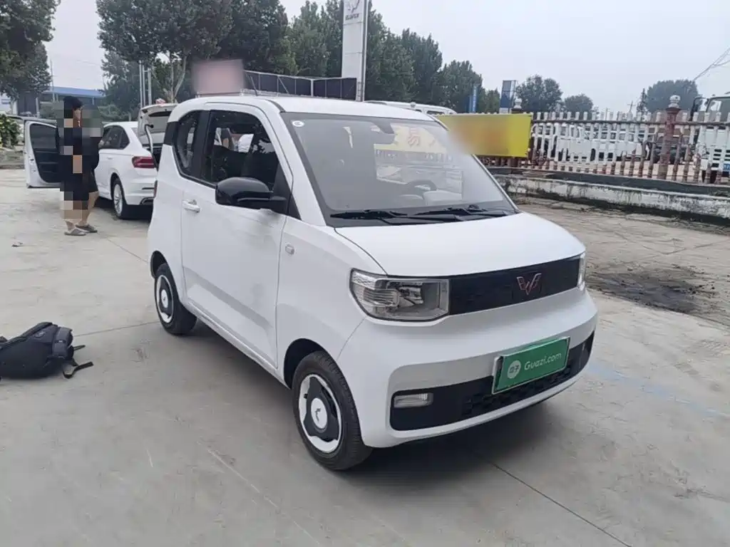 Wuling MINIEV — миниатюра 4