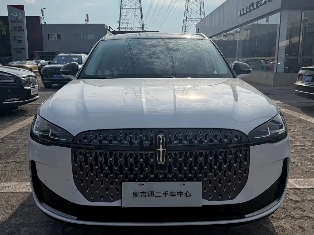 Lincoln Corsair 2026 2.0T Elegant