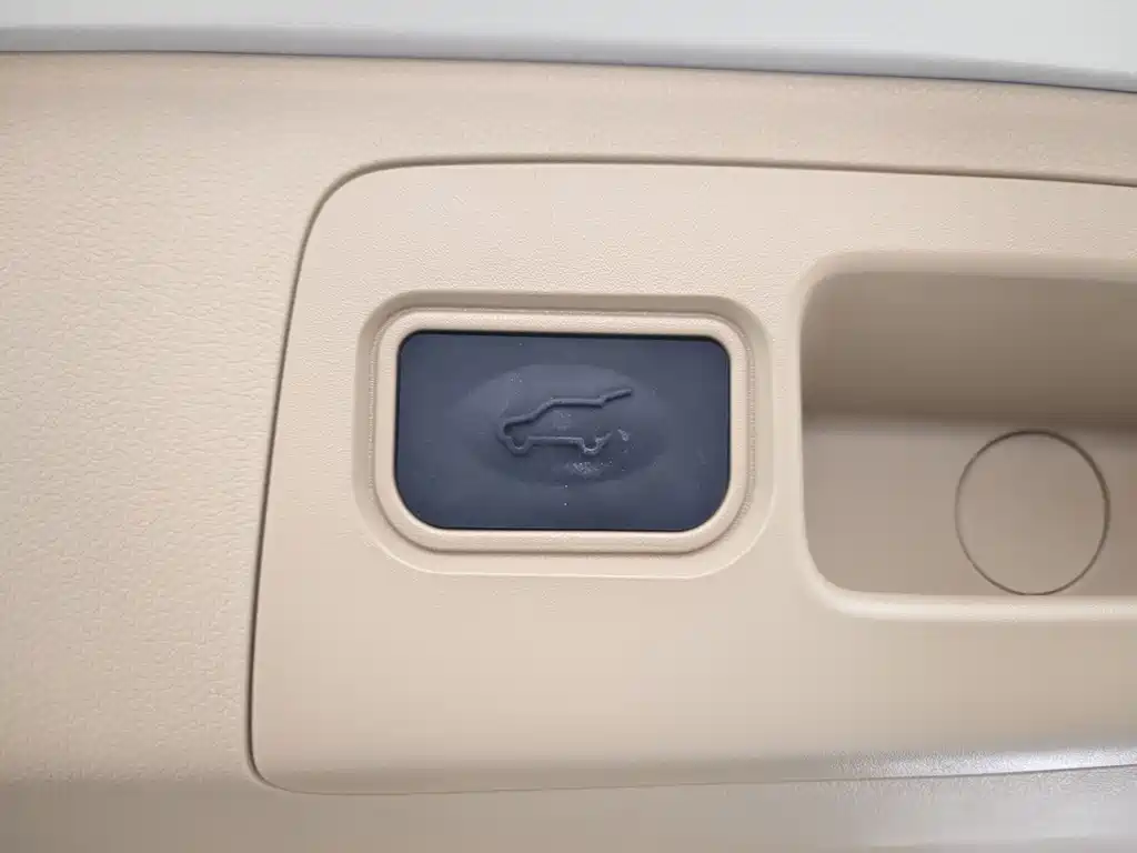 BUICK GL8 NEW ENERGY