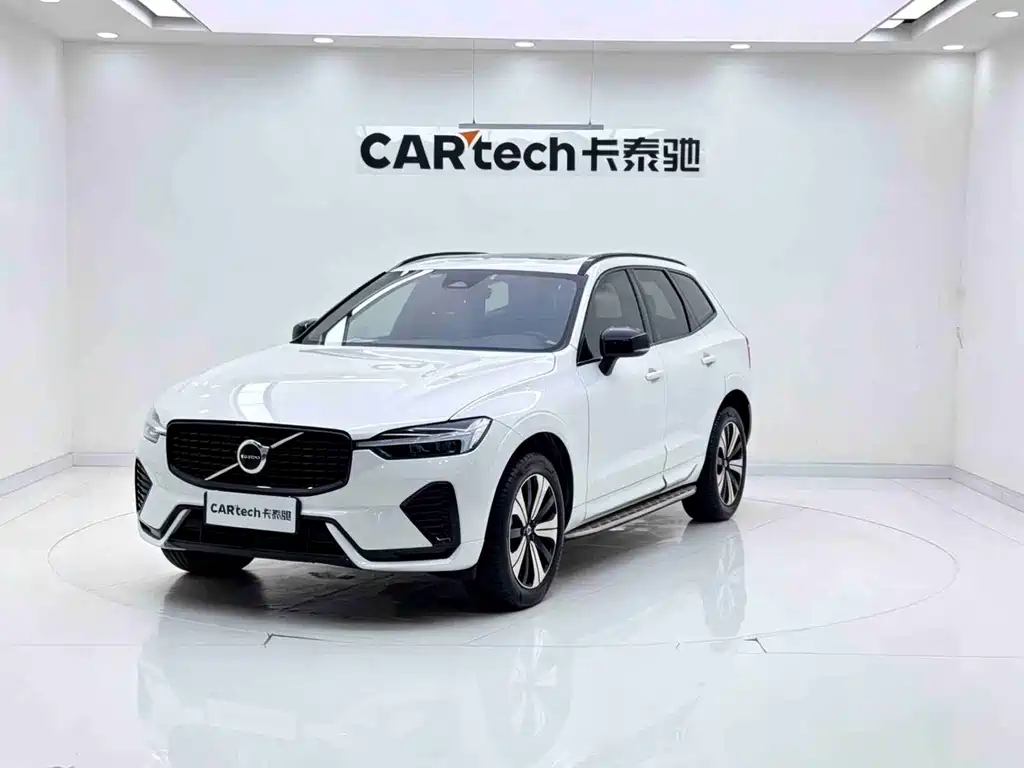 Volvo XC60 2024 B5