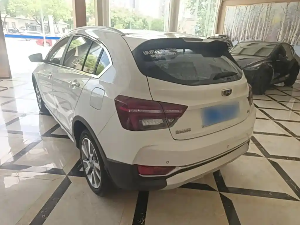Geely Vision S1 — миниатюра 5