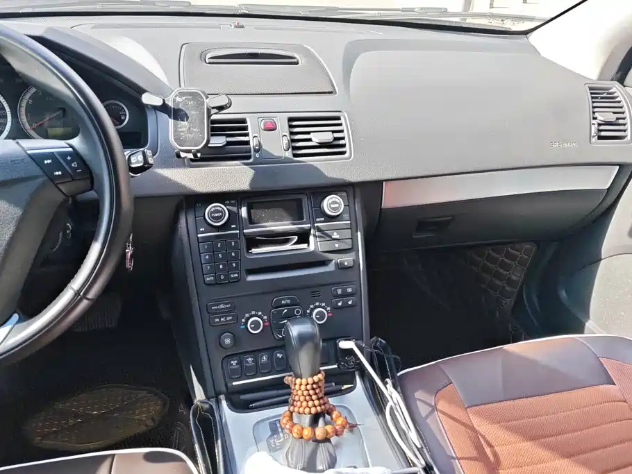 Volvo XC Classic — миниатюра 13
