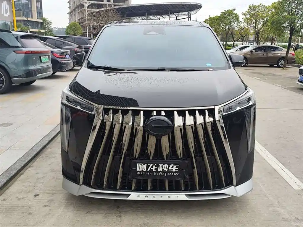 GAC TRUMPCHI M8