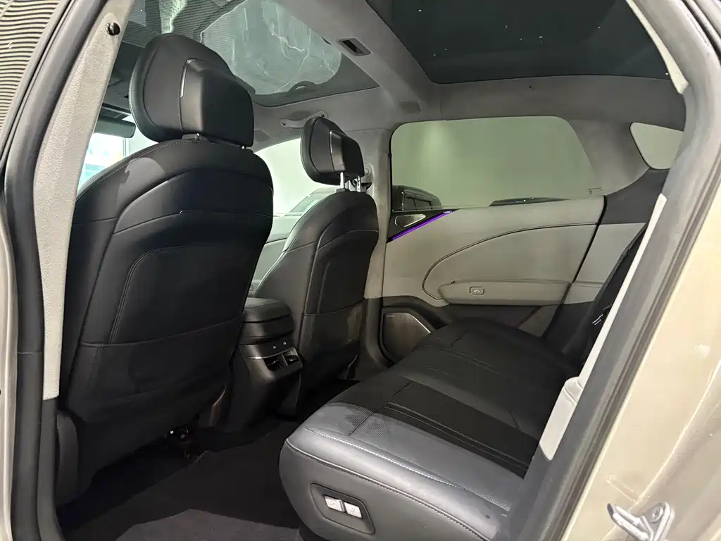 ZEEKR EXTREME KRYPTON 007